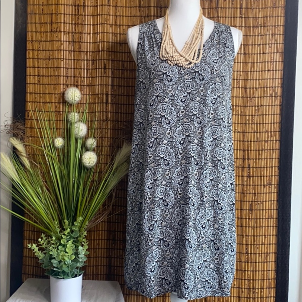 Gap Sleeveless Shift Dress